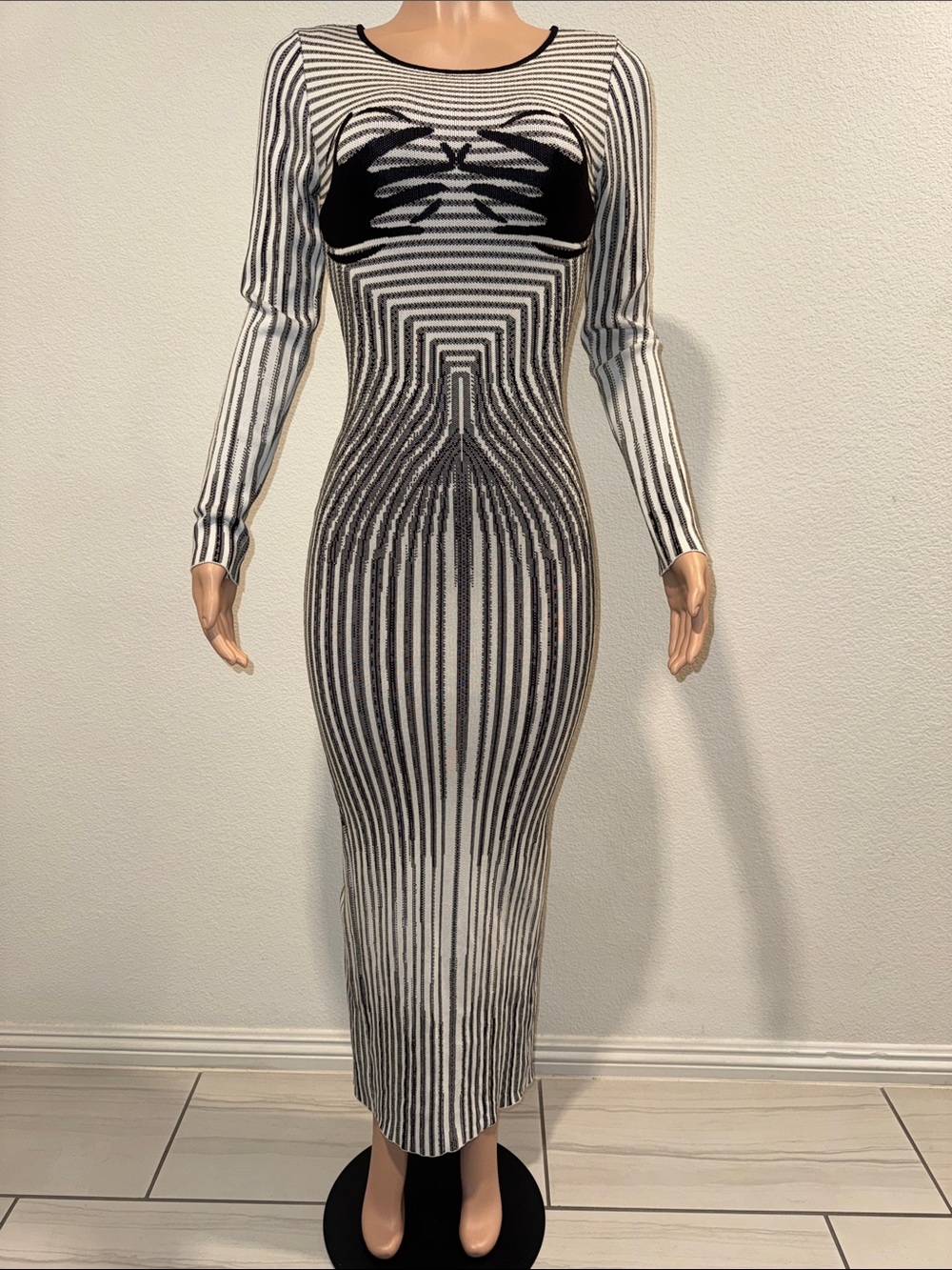 Black & White Striped Long Sleeve Dress